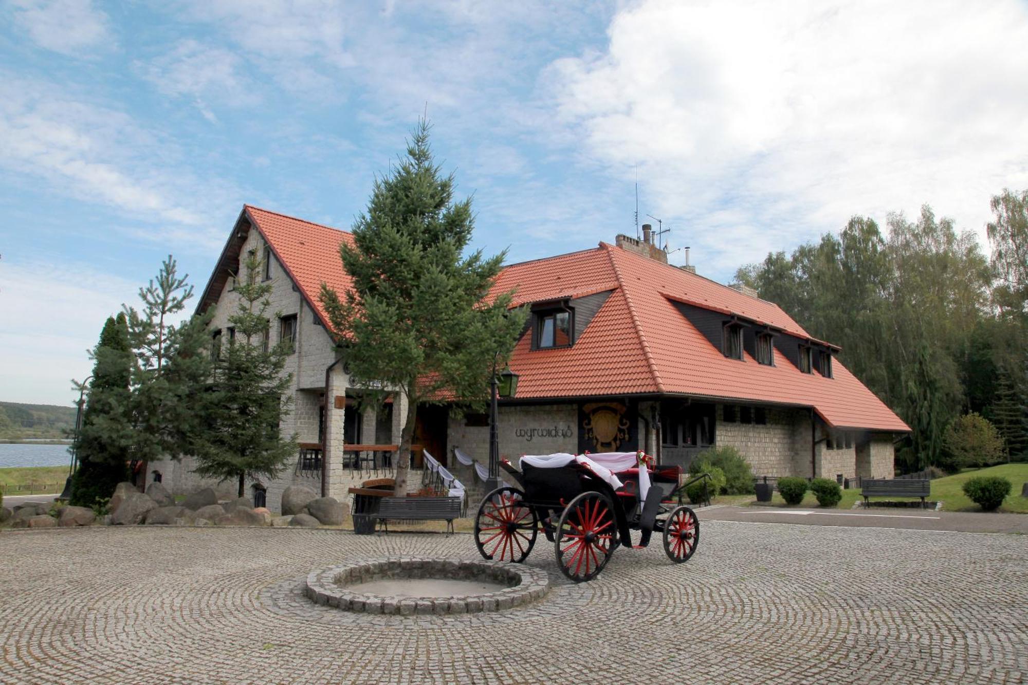 Hotel Wyrwidab Chodziez Luaran gambar